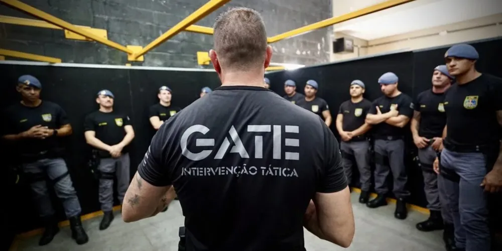 O GATE realizou uma operação de desarme das bombas