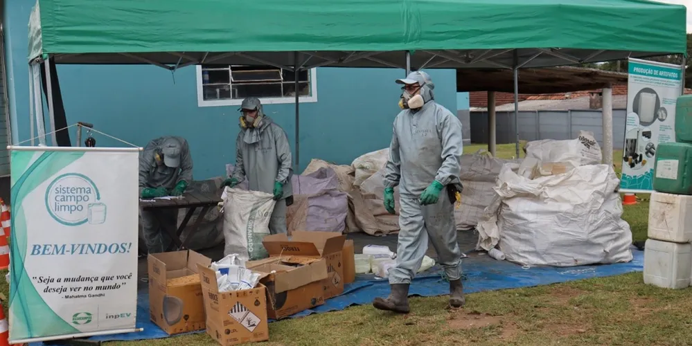 entrega foi feita diretamente no prédio da Secretaria, garantindo praticidade e segurança aos participantes