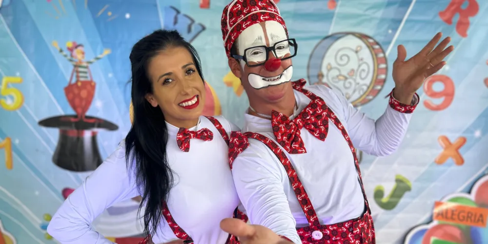 O projeto “Palhaço, a Bailarina e a Alegria de Estudar” leva às escolas um espetáculo lúdico e interativo que aborda o bullying de forma divertida e sensível