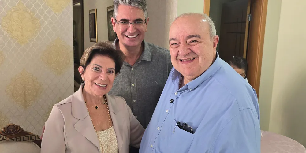 Elizabeth Schmidt, Julio Küller e Rafael Greca se reuniram nesta sexta-feira (21), em Ponta Grossa