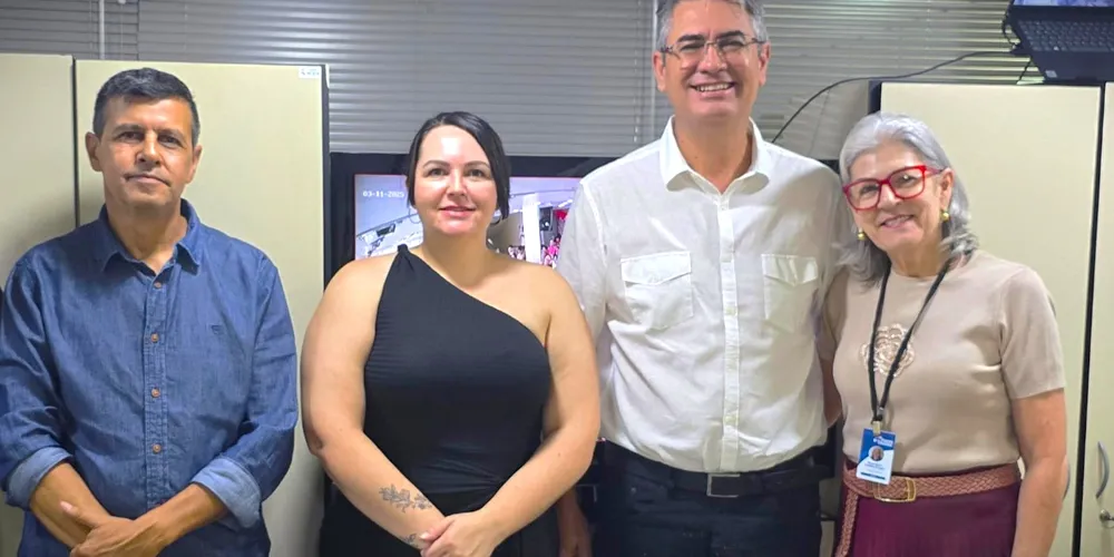 Julio Küller se reúne com equipe da Agência do Trabalhador de Ponta Grossa