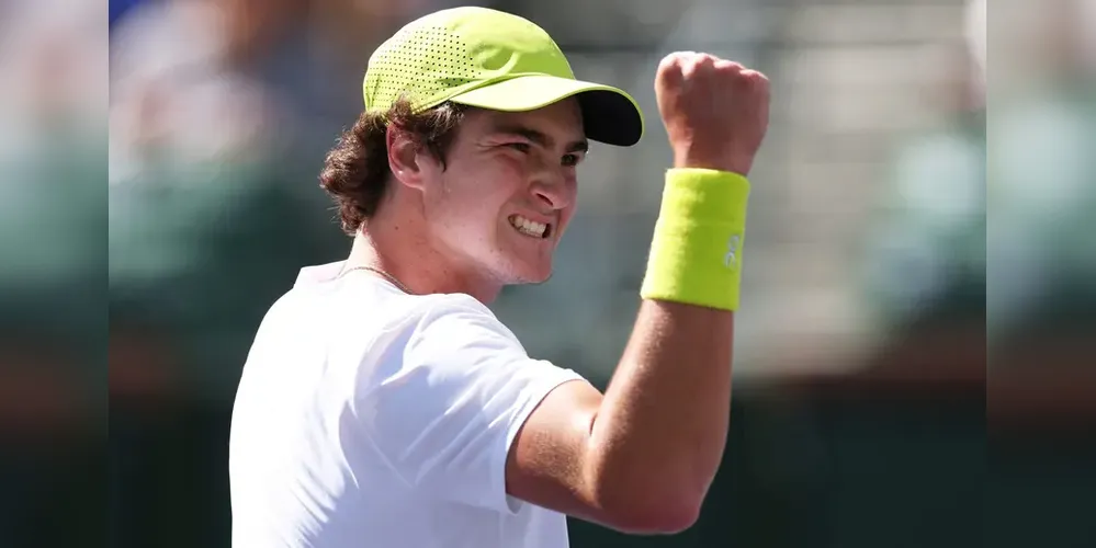 João Fonseca em vitória sobre Jacob Fearnley em Indian Wells