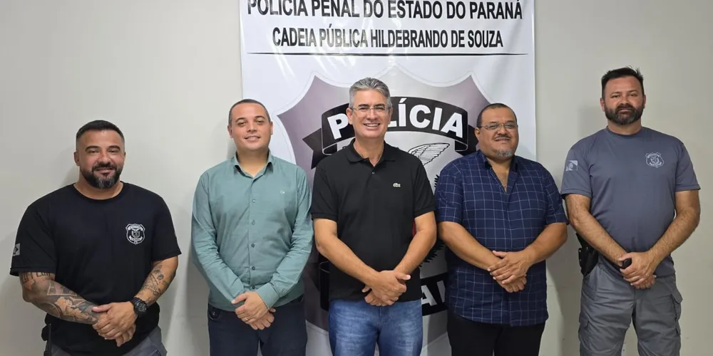 Julio Küller acompanha condições da cadeia pública e trabalhos desenvolvidos