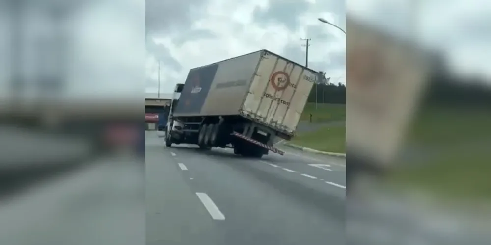 Motoristas registraram a imprudência do caminhoneiro