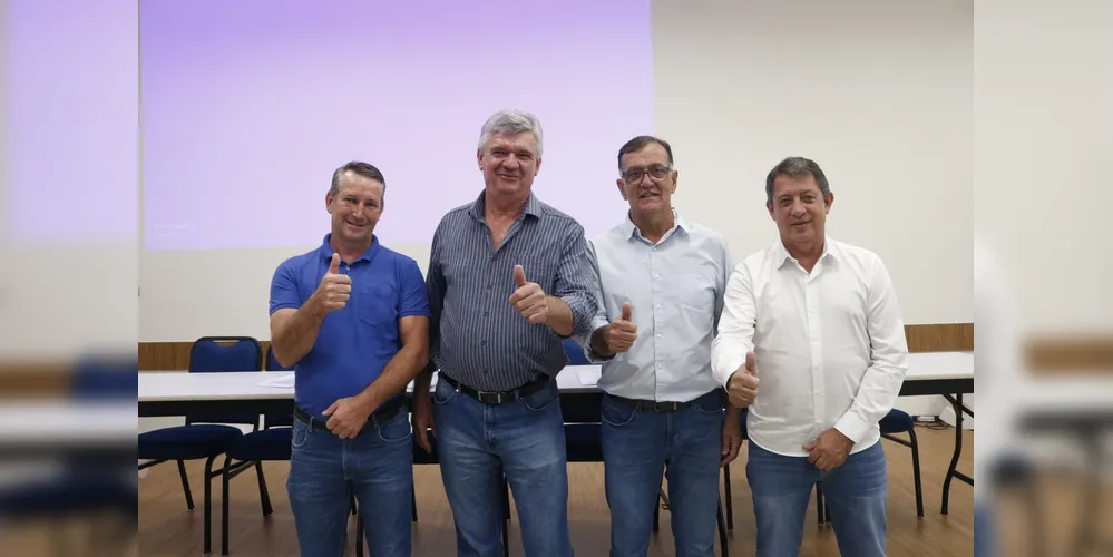 Dimas Vier, Juca Sloboda, Rildo Leonardi e Gerson Nunes, integrantes da diretoria, estiveram presentes na Assembleia