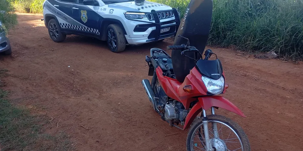 Menor caiu ao transitar pela rua Sabiá