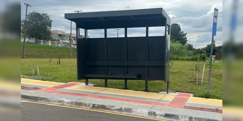 A legislação dispõe a regulamentação dos pontos de ônibus em Ponta Grossa