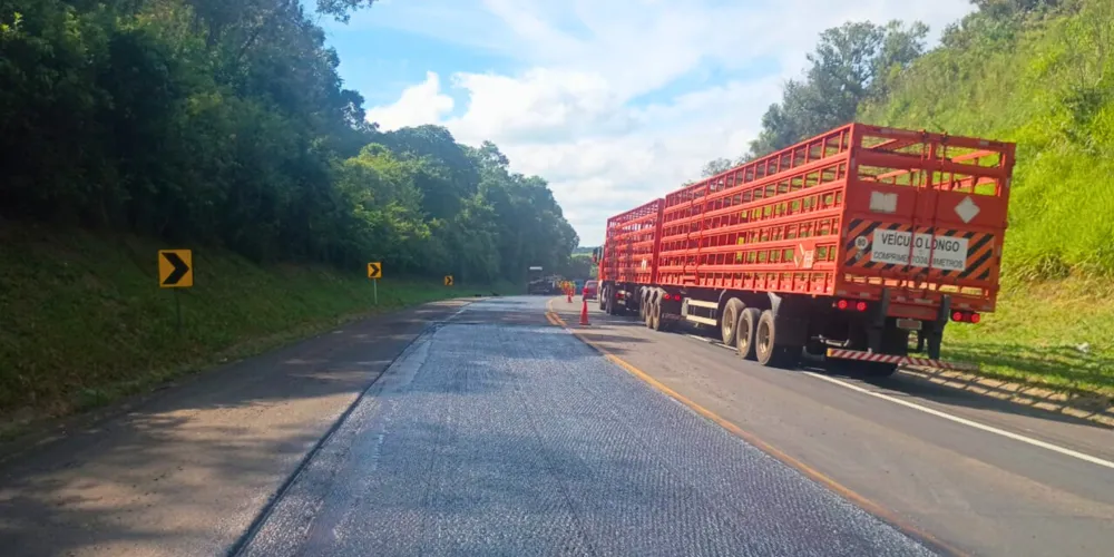 As obras estão sendo realizadas em diversos trechos dos Campos Gerais