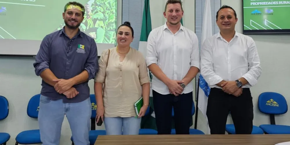 Douglas Modesto, Fernanda Sardanha, Leandro Jasinski e Mario Cezar fazem parte da diretoria da AmproTabaco