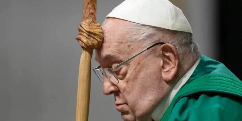 Santo Padre está internado desde 14 de fevereiro