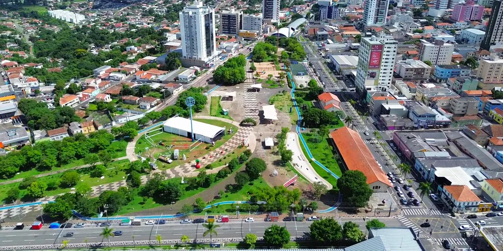 Confira os horários dos serviços públicos durante o feriado