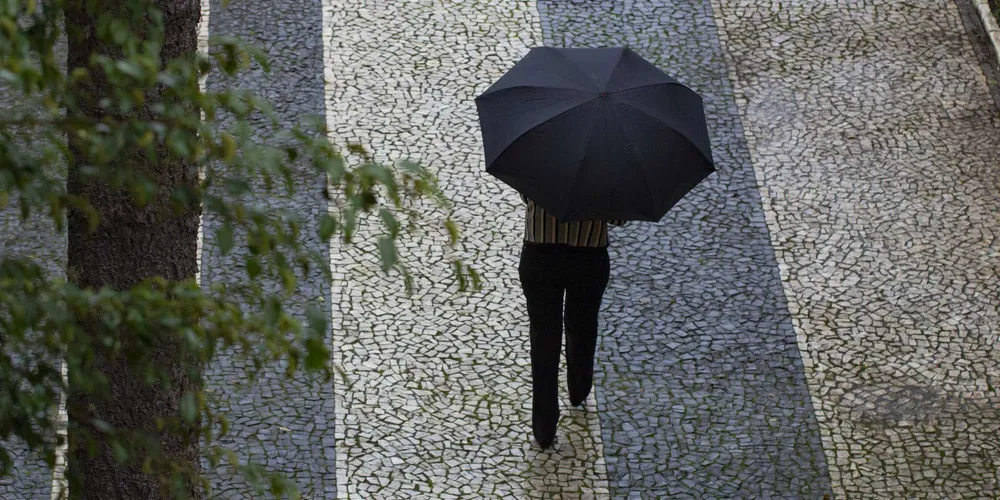 Há chance para temporais no Oeste, Norte e Noroeste do Paraná