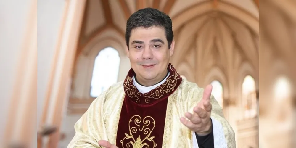 Padre Robson de Oliveira é grande sucesso nas redes sociais