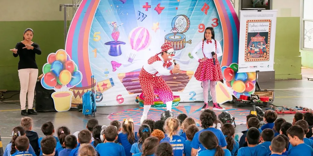 O espetáculo educativo, lúdico e divertido, mescla arte, cultura e educação