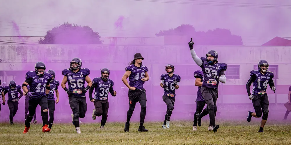 Equipe do Phantoms entrando em campo