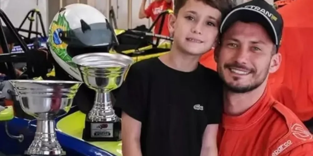 Bento estava na caminhonete dirigida por seu pai que colidiu frontalmente com um caminhão