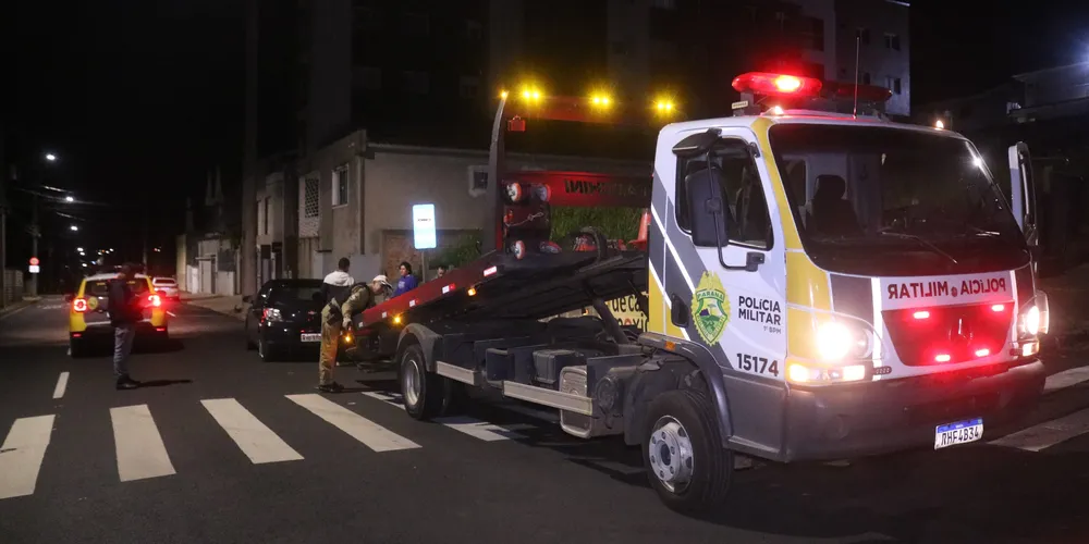 A PM precisou recolher o carro do local
