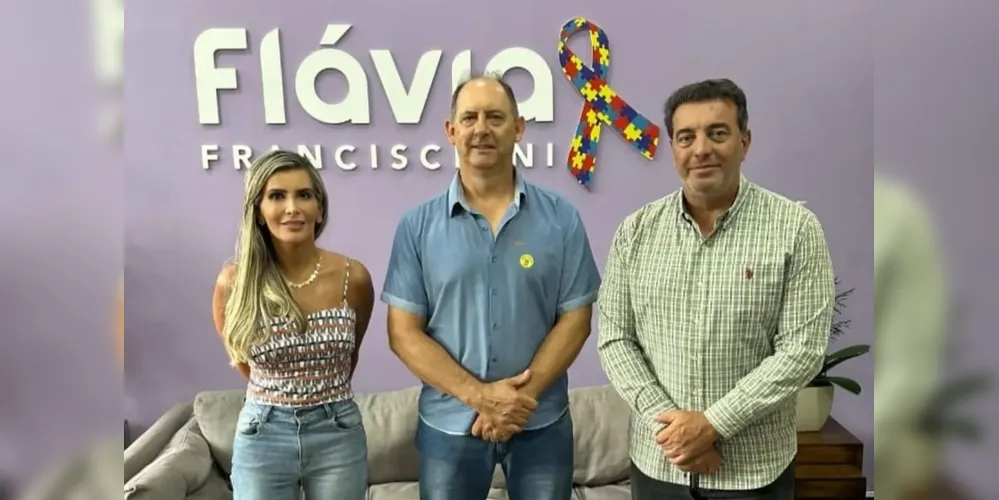 O encontro entre a deputada estadual Flávia Franceschini e o prefeito Elias Gomes da Costa aconteceu nessa quarta-feira (26).