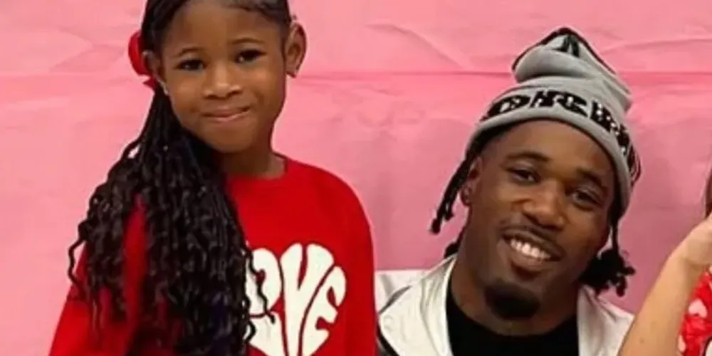 Rapper  Ronnie Smith e sua filha, mortos em um tiroteio