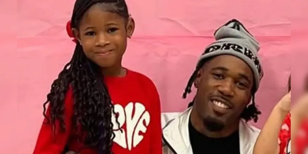 Rapper  Ronnie Smith e sua filha, mortos em um tiroteio