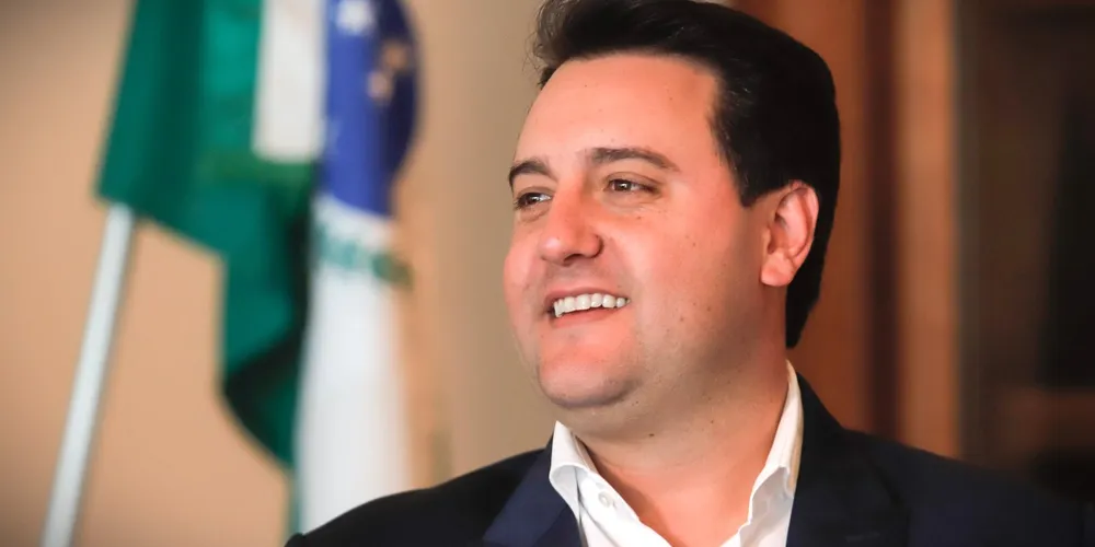 Estudo revela que a grande maioria dos paranaenses aprova a gestão de Ratinho Junior (PSD)