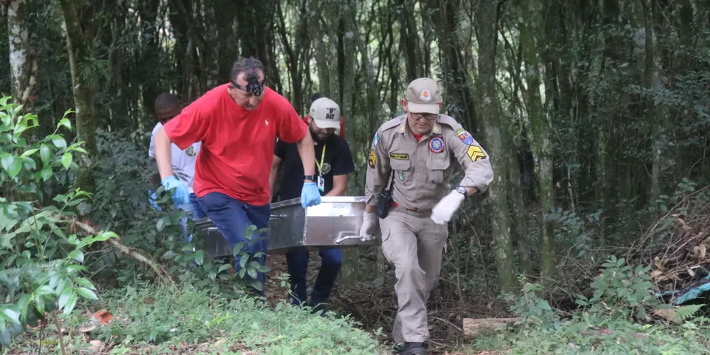 Corpo foi levado para o Instituto Médico Legal