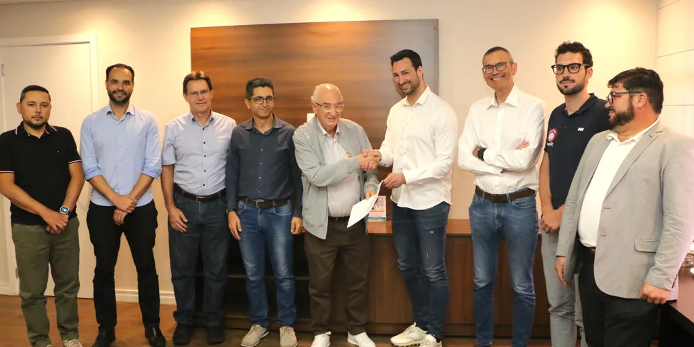 Representantes da empresa francesa OvinAlp visitaram Castro
