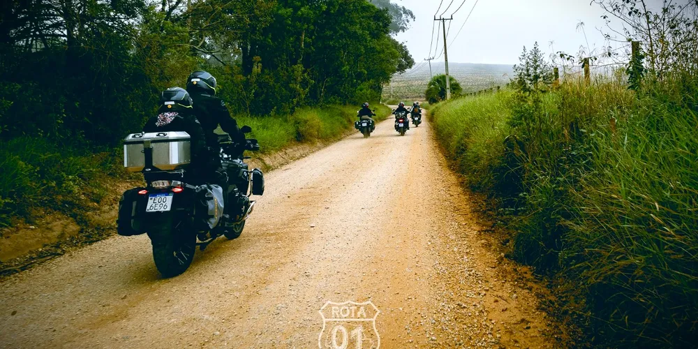 Mototurismo une natureza e histórias marcantes em duas rodas