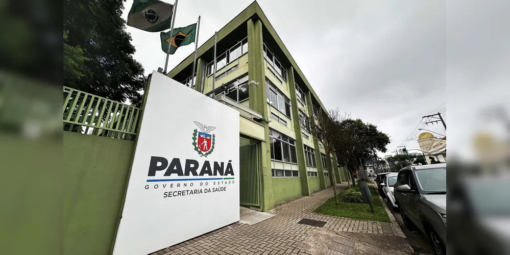 Todos os pacientes (homens de 36, 60 e 71 anos, residentes na Capital) permanecem internados e recebem acompanhamento médico especializado