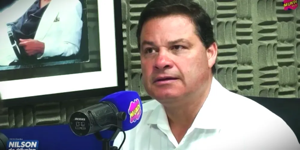 Sandro Alex durante participação no programa 'Nilson de Oliveira'