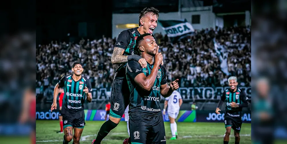 O jogo aconteceu no Estádio Willie Davids, em Maringá