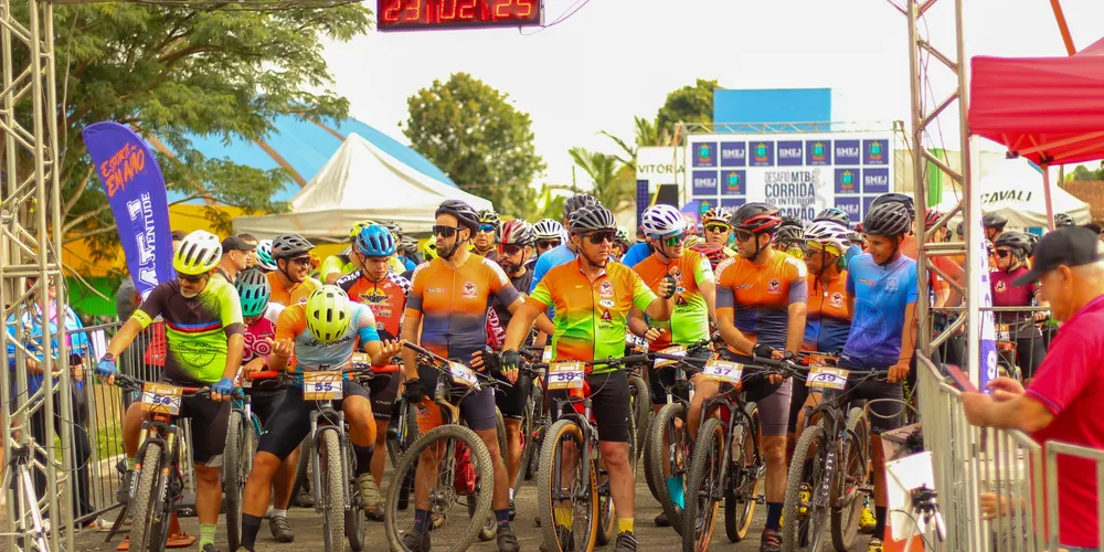 150 ciclistas, que participaram da prova light (percurso de 20 quilômetros) ou da prova sport (trajeto de 40 quilômetros)