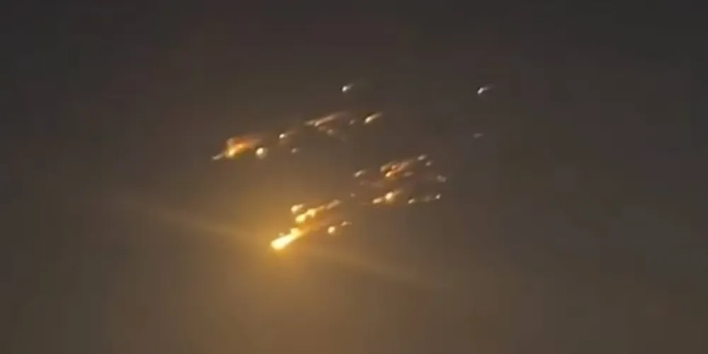 Nave Starship explode e suspende voos