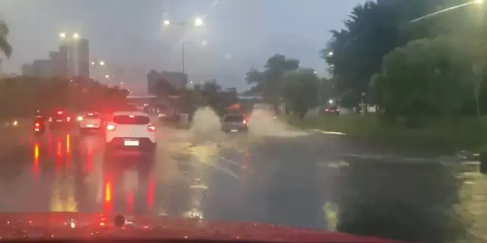 Várias regiões do estado de São Paulo deverão sentir os efeitos das chuvas fortes