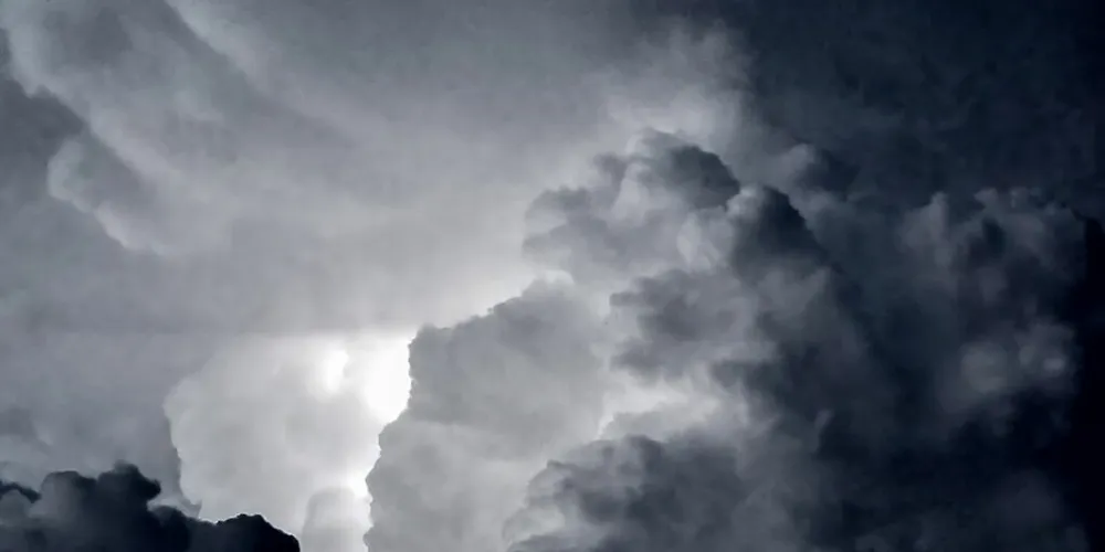 Frente Fria deve chegar na região sul nesta segunda