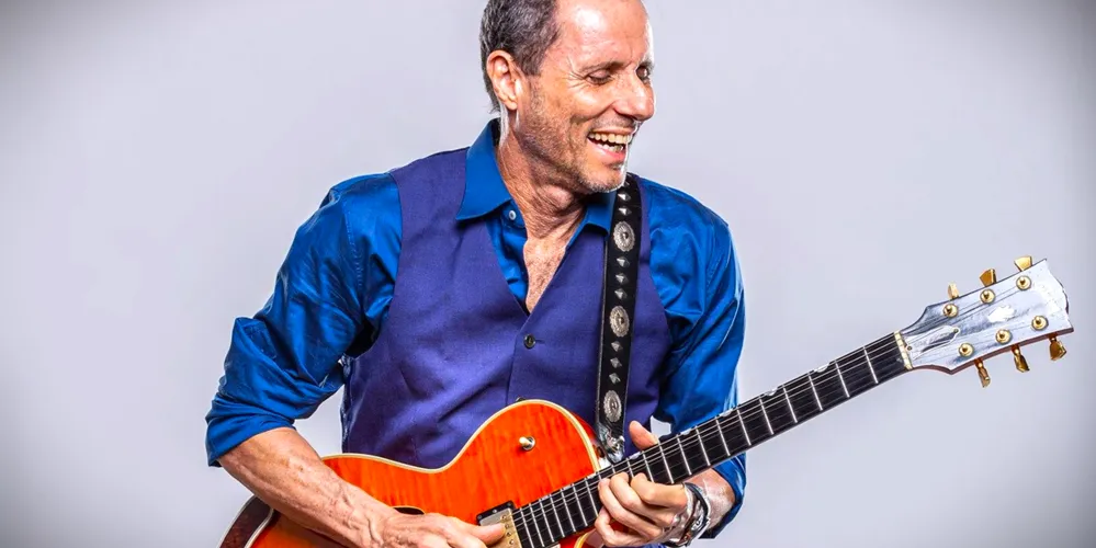 Músico deixou mensagem aos fãs e disse estar confiante na recuperação