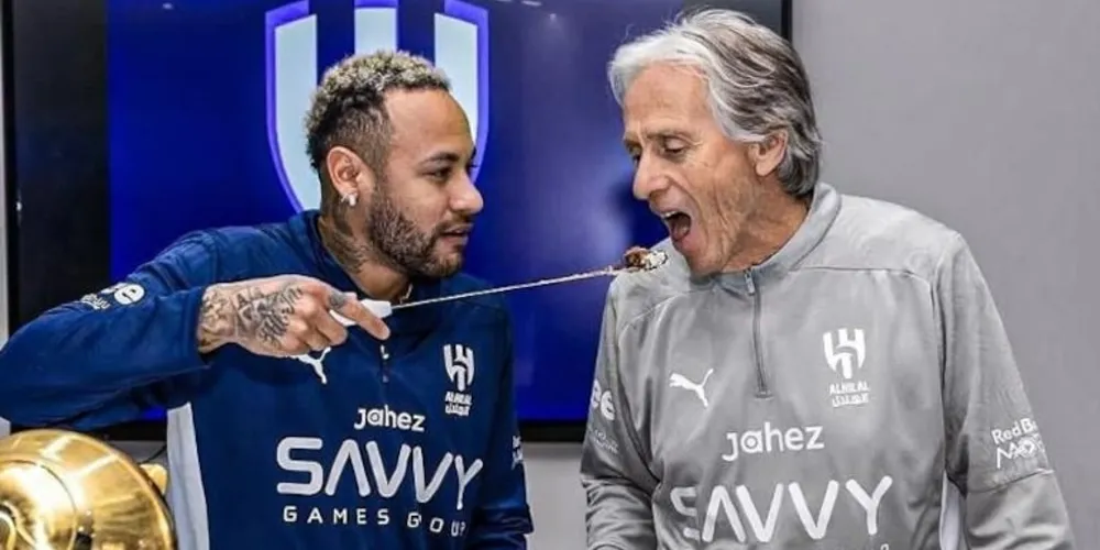 Neymar e jorge Jesus não tiveram uma relação próxima. Apenas posaram para fotos