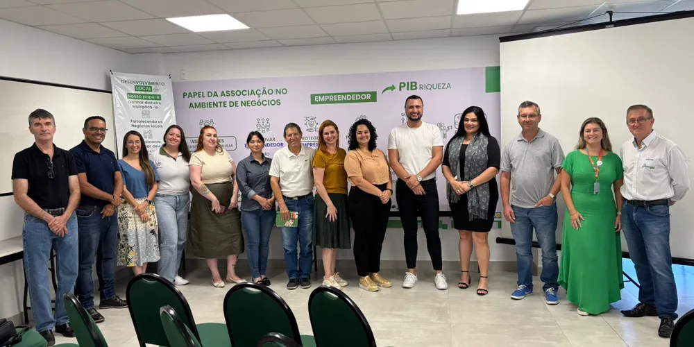 Os grupos de trabalho atuam em diferentes eixos, sempre com foco no desenvolvimento sustentável