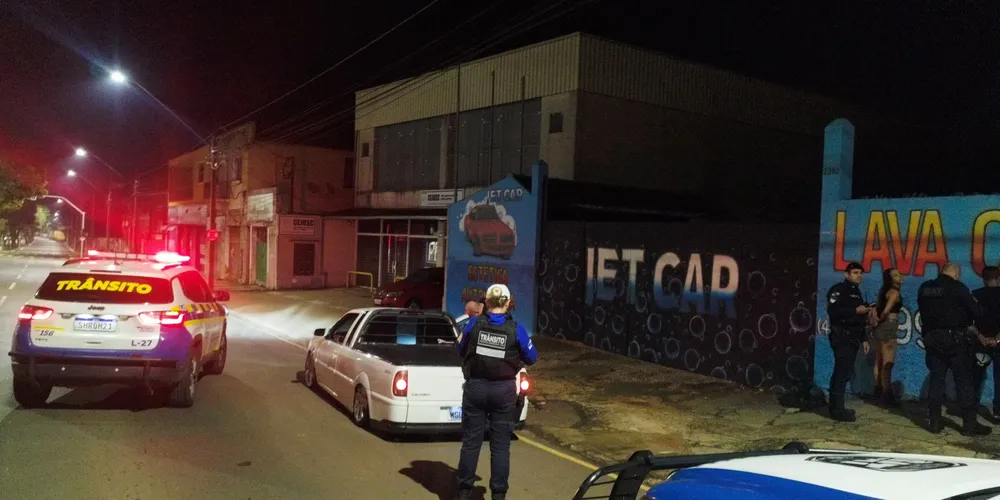 O condutor foi conduzido para a 13ª Subdivisão Policial (SDP)