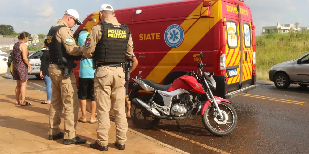 Equipes da PM, do Siate e do Samu foram acionadas para atender a ocorrência.