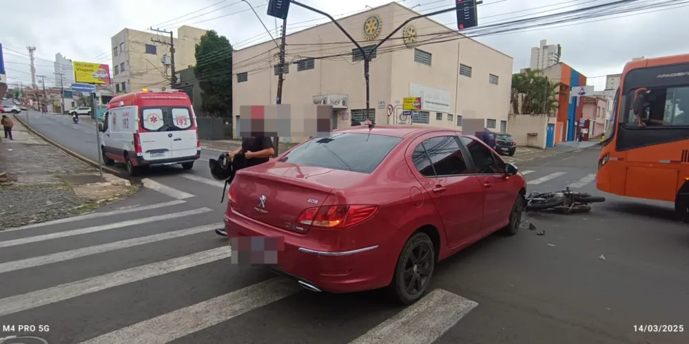 Acidente aconteceu próximo ao antigo Mercado Municipal