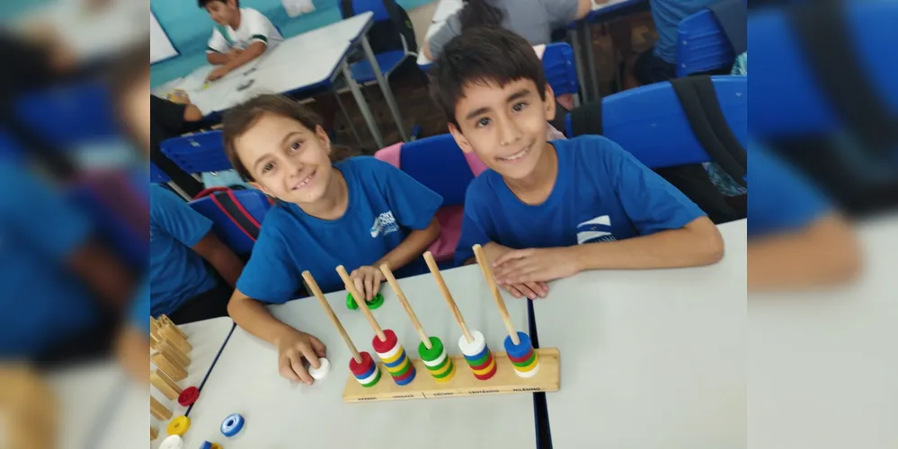 Além das atividades diárias, os alunos participaram de práticas e jogos envolventes que demonstraram como a Matemática está presente em diversas situações