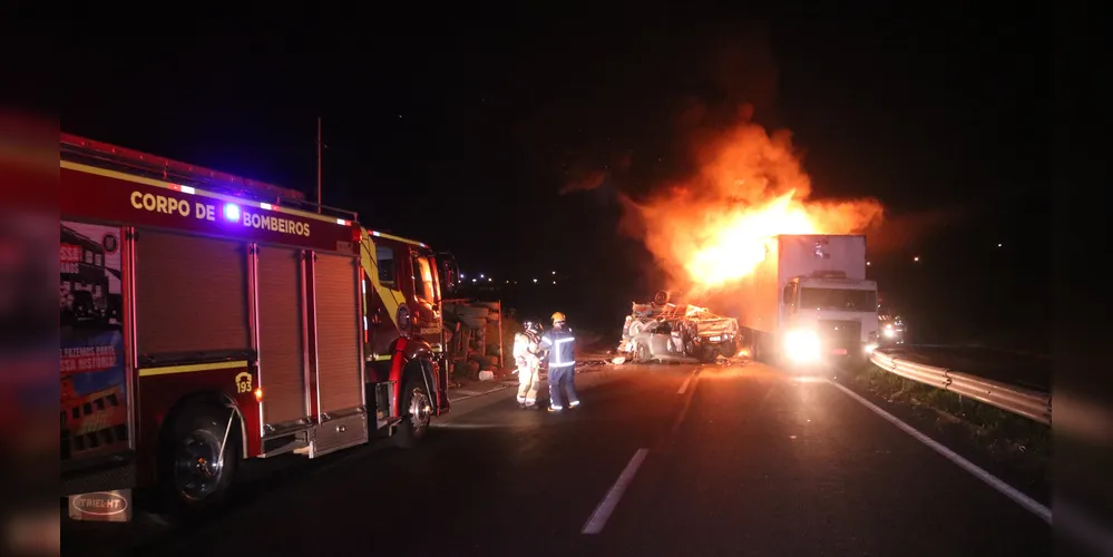 Pista permaneceu totalmente interditada no sentido crescente das 21h às 2h26