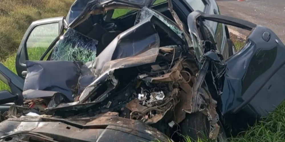 O carro acabou sendo recolhido ao pátio por pendências administrativas