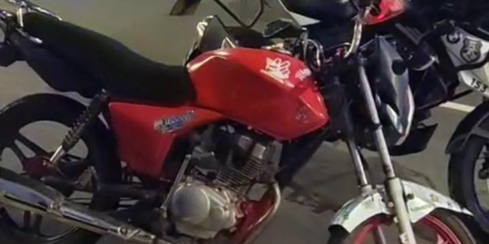 Ele foi conduzido para a 13ª Subdivisão Policial (SDP)