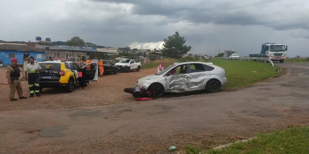 O acidente aconteceu por volta de 12h50, desta quinta-feira (03)
