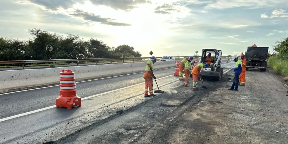 Vagas são para trabalhar em estradas da região