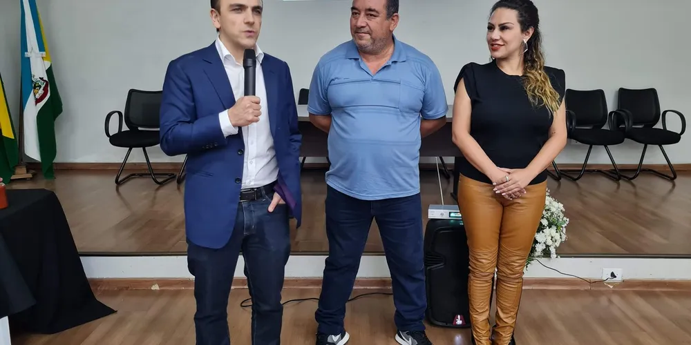 Aliel Machado e Dayane Sovinski reunidos.