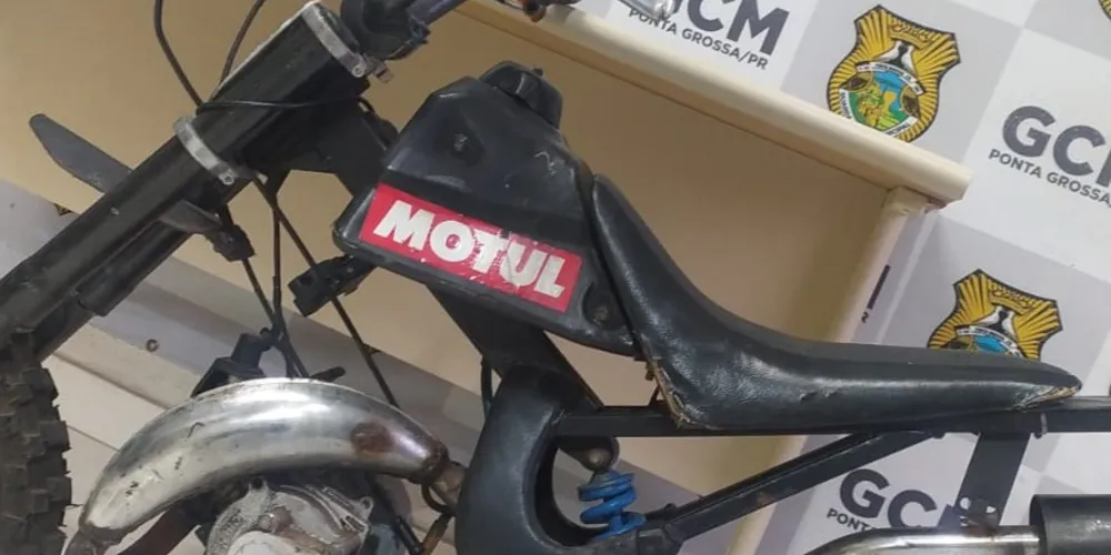 Minimoto foi entregue na delegacia da Polícia Civil