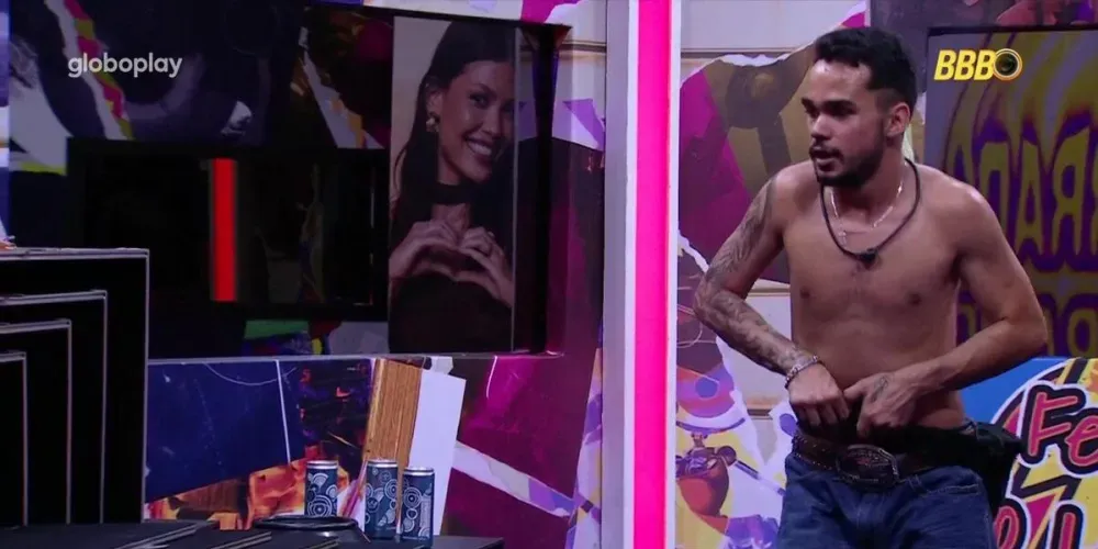 João Pedro precisou achar cinco chaves em meio a milhares de bolinhas